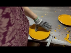 黄色いガラス粉