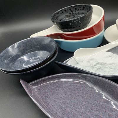 良い価格 催し物プロダクト ドミノのための混合の尿素のホルムアルデヒドの接着剤の粉、ダイス、mahjong、チェスを形成する尿素 オンライン