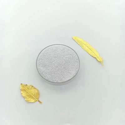 便座およびテーブルウェア尿素のための微粒の尿素の鋳造物の混合物